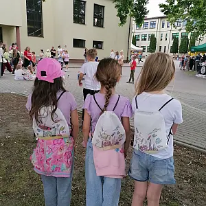 Kolorowe dzieciństwo bez przemocy i uzależnień | zdj. 3